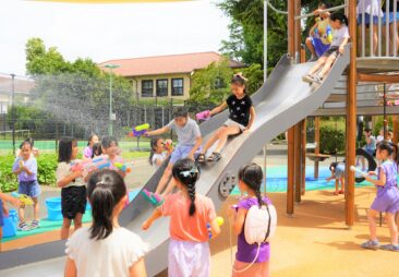 夏休みの遊具